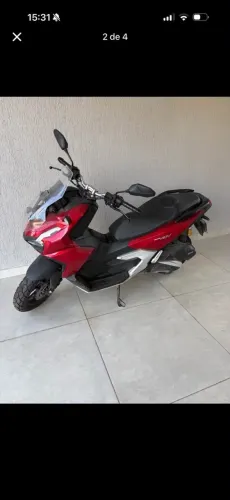 Honda Adv 2025/2026 Vermelha