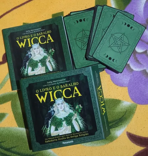 O livro e o baralho Wicca!!!