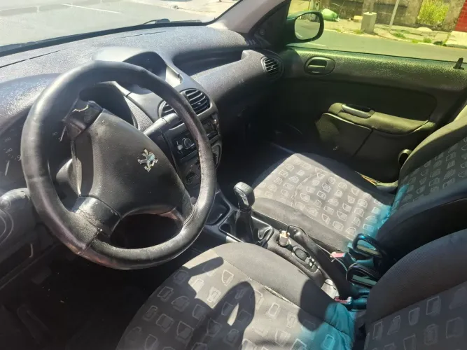 Peugeot 206 Presence 1.4/ 1.4 Flex 8V 5P 2005