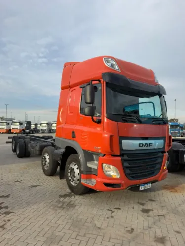 DAF CF 300 8X2 EURO 6