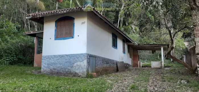 Casa em Antonina com 532m² em alvenaria no bairro do Batel, Escritura e Registro
