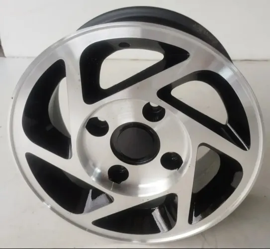 Rodas aro 14 Zirconia Retro preta com diamantado Volkswagen 4x130 jogo