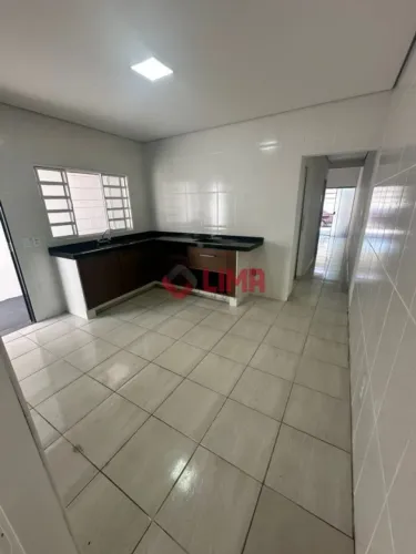 Casa a Venda Pousada da Esperança I com 2 quartos sendo 1 suite e Quintal - Bauru/SP