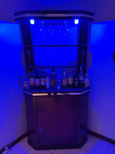 Bar rústico em madeira