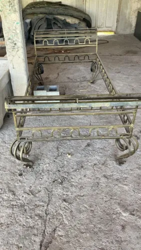 Sofá de ferro 
