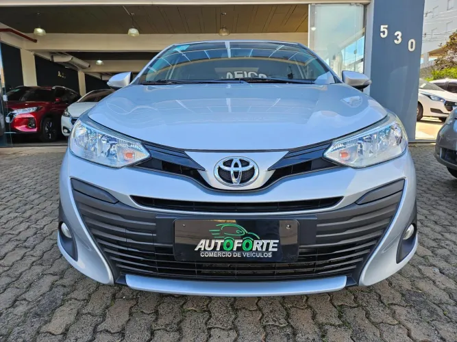 Toyota Yaris XL Live Sedan 1.5 Flex 16V 4P AUT 2019
