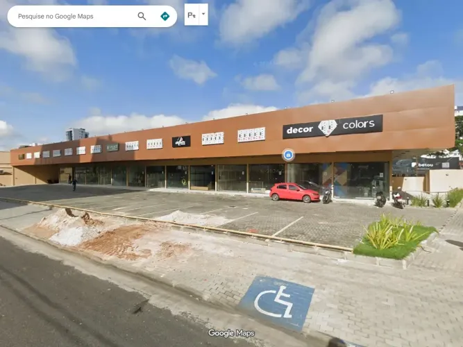 Sala / Loja para alugar, em galeria comercial, 80m² - Fátima