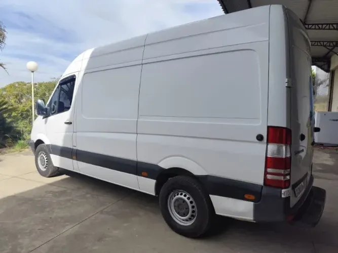 Mercedes-Benz Sprinter 311 Furgão Longo 2.2 Dies 2014