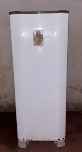 Geladeira com defeito