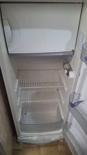 Geladeira com Defeito