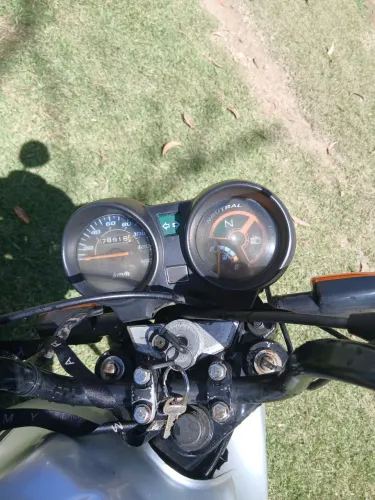 Vendo ou troco por moto maior cg titan ks 2007
