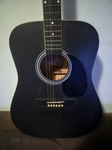 VIOLÃO Lauren GRANDE p/iniciar ,sem empeno,com tensor,cordas baixas de nylon R$ 260 z.sul