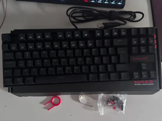 Teclado Kumara switch RED