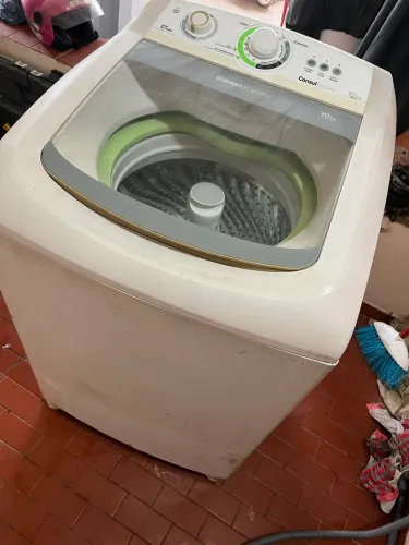 Máquina de lavar consul facilite 10 kg faço a entrega dependendo a localização 