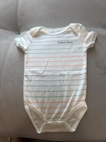 Body Calvin Klein Listrado 0-3 Meses