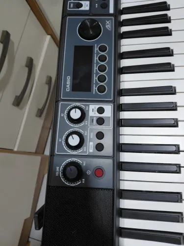 Casio CTS500 teclado zerado pra vender logo ta quase 3k novo na loja