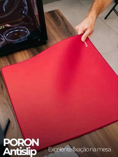 Mousepad Poron/ Control Profissional vermelho - Titorion