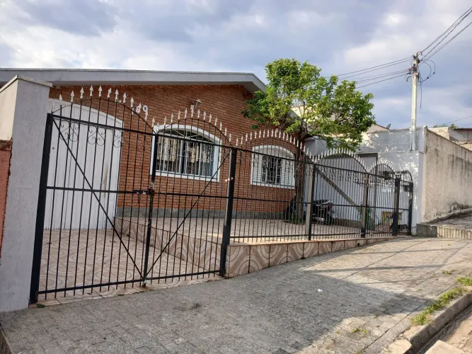 Vende-se portão preto de aço, 900,5cm 