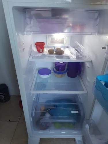 Geladeira eletrolux