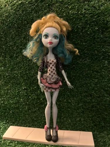 Boneca Monster High Lagoona Intercâmbio 