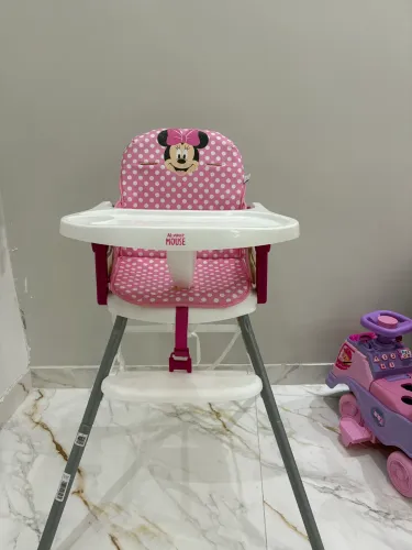 CADEIRINHA DE ALIMENTAÇÃO DA MINNIE