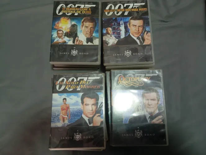 Coletânea de filmes 007...são 20 dvds