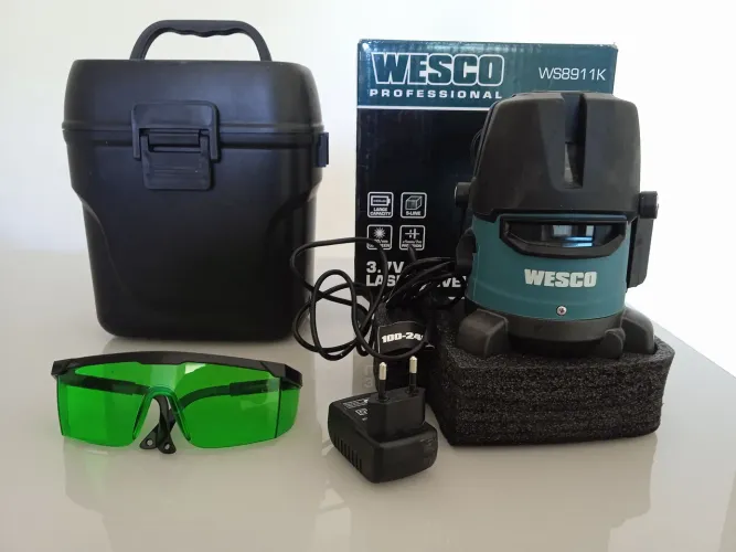 Nivel a laser verde 10 metros 5 linhas a bateria Wesco