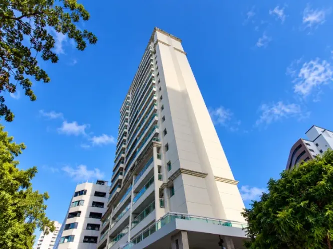 Apartamento Mobiliado no Meireles | Andar Alto, Vista Mar, 2 Quartos e 2 Vagas