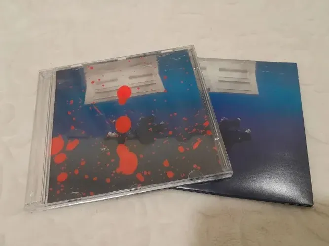 Splatter paint cd billie eilish hit me hard and soft
