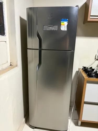 Geladeira pra retirada de peça ou conserto