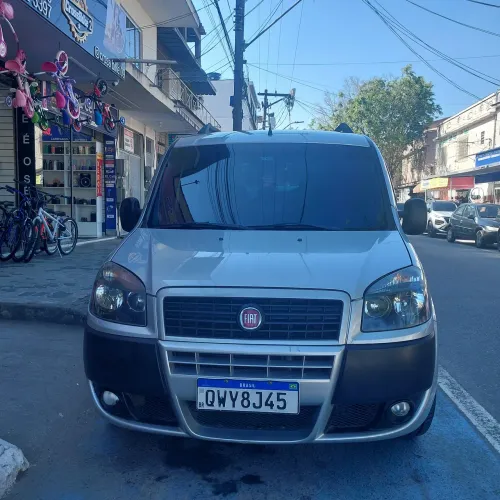 Fiat Doblo Essence 1.8 Flex 16V 5P 2020