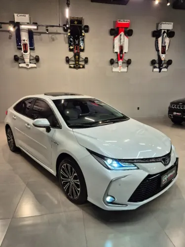 Toyota Corolla Altis Prem. Hybrid 1.8 Flex AUT 2023