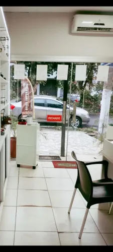 Vende-se porta de vidro