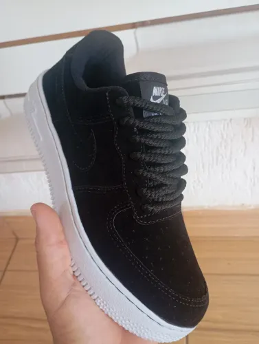 Tênis preto Nike