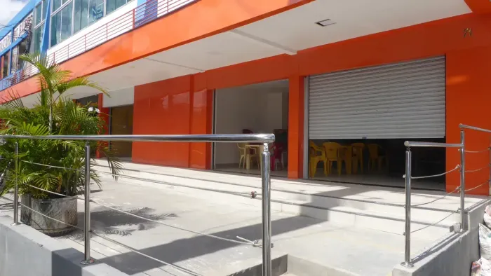 Caixa DÁgua. Loja 100m2 Rua Saldanha Marino em frente Hospital da Cidade, Hospital Ana Ner