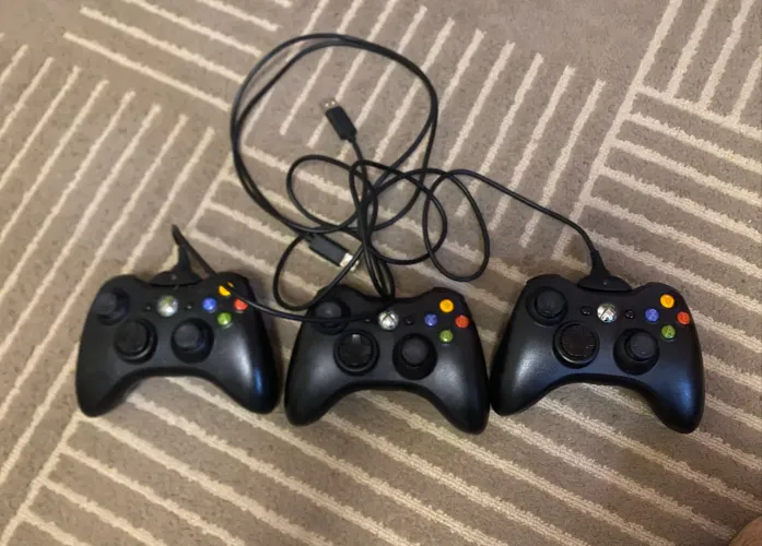 Controles Originais Xbox 360 Microsoft - Funcionando normal, sem drifts