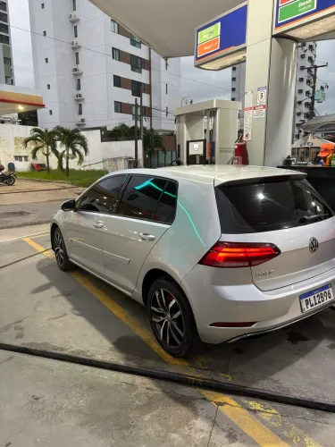 Volkswagen Golf Comfort. 200 TSI 1.0 Flex 12V Aut. 2018