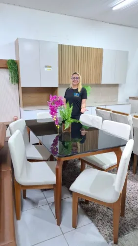 Conjunto 6 lugares madeira maciça com tampo em vidro