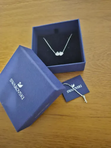 Colar swarovski original na caixa