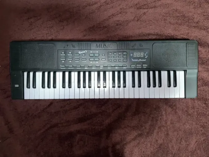 Teclado Musical Infantil Queen's - 54 Teclas (Ideal para Iniciantes)