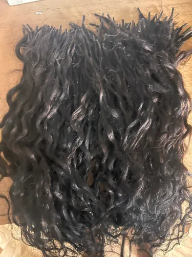 Mega hair cacheado