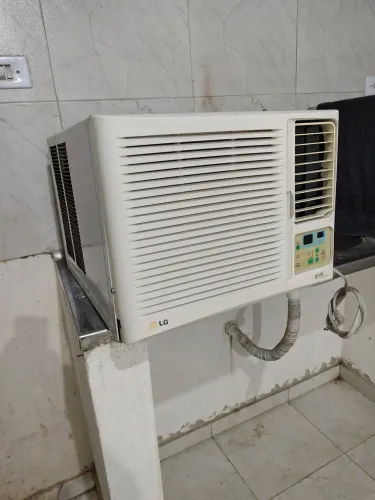 Ar condicionado LG Gold 7.500 funcionando perfeitamente gelando bem