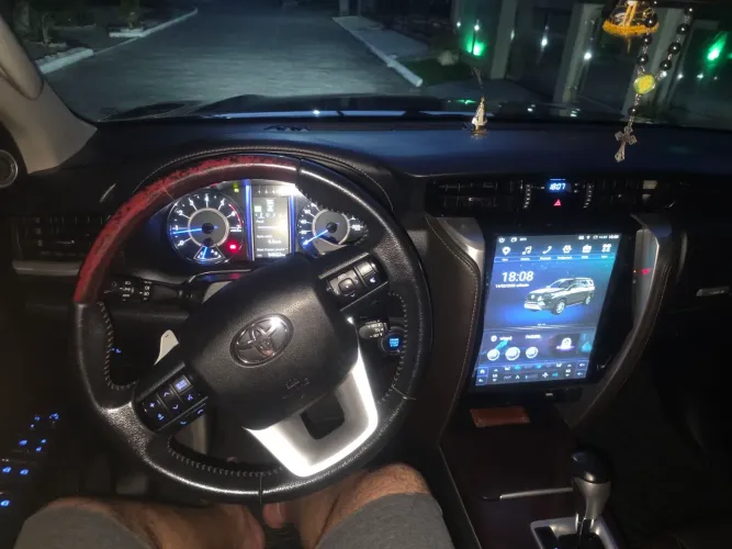 Toyota Hilux SW4 SRV 4X2 2.7 Flex 16V Aut. 2018