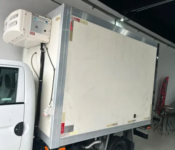 BAÚ REFRIGERADO CONGELADO HR / BONGO