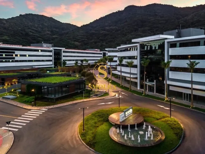 Sala Comercial a venda na SC-401 em Florianópolis