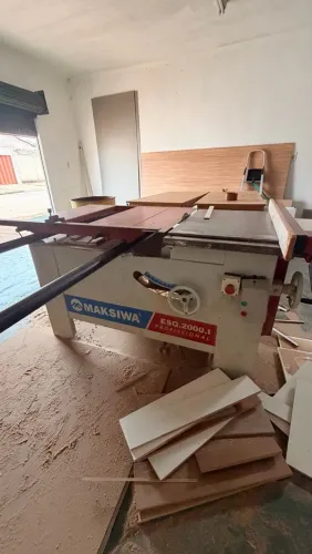 Marcenaria no preço pra vender logo