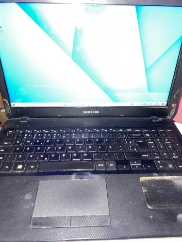Notebook Samsung core i3 4G ran