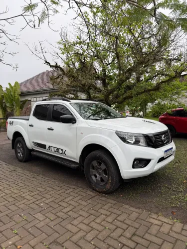 Nissan Frontier Attac.cd 4X4 2.3 Bi-TB Die. AUT 2019