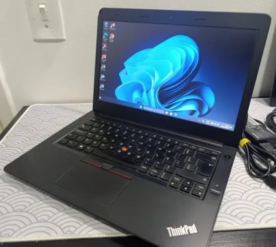 Notebook Lenovo thinkpad e470 i5 2.7 Ghz ddr4 ssd rápido windowns 11 + office bateria ok