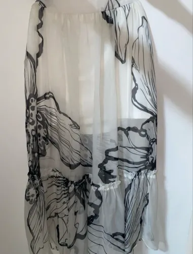 saia longa de cetim da marca jean darrot